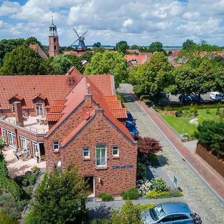 Hotel Am Fischerhafen Ditzum Extérieur photo