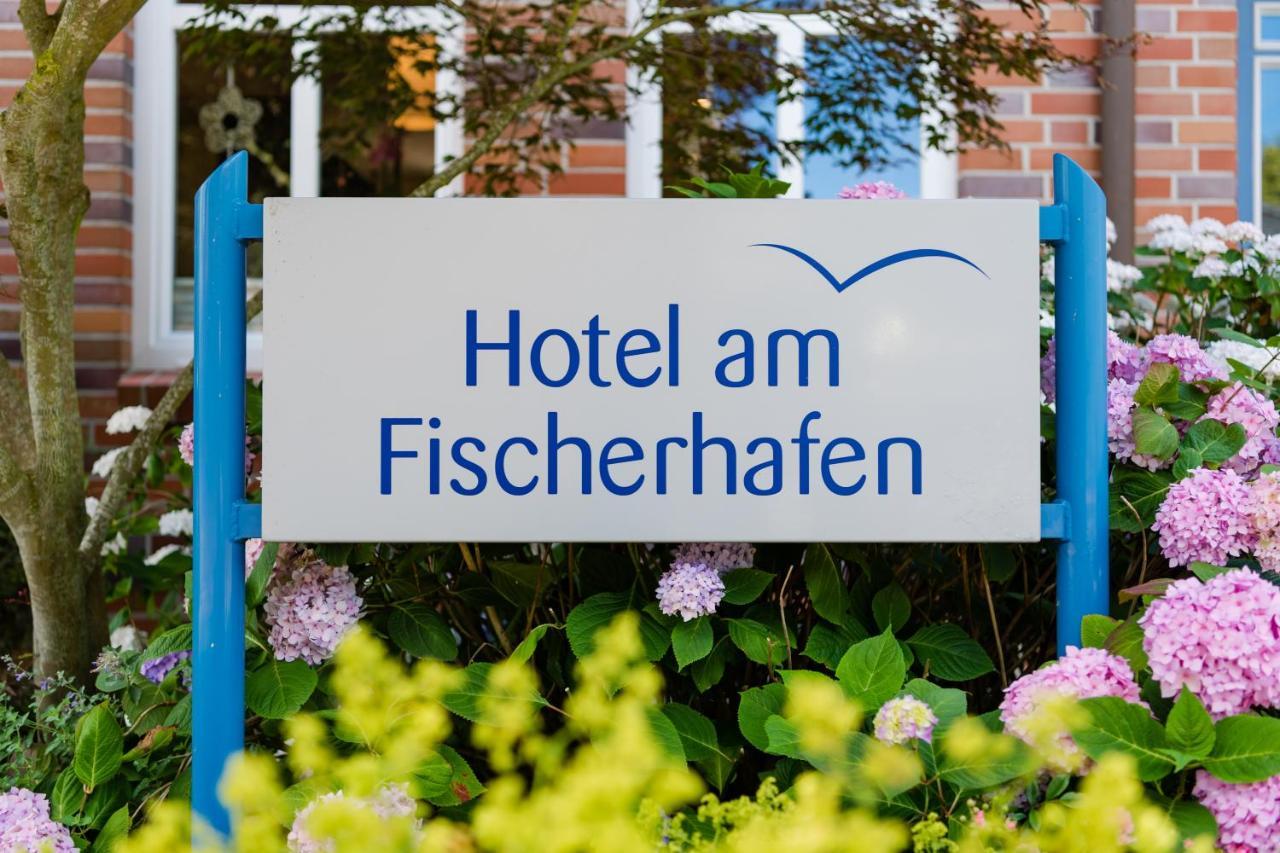 Hotel Am Fischerhafen Ditzum Extérieur photo