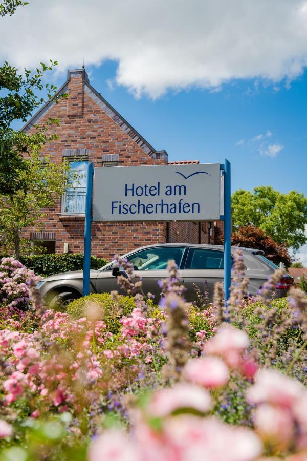 Hotel Am Fischerhafen Ditzum Extérieur photo