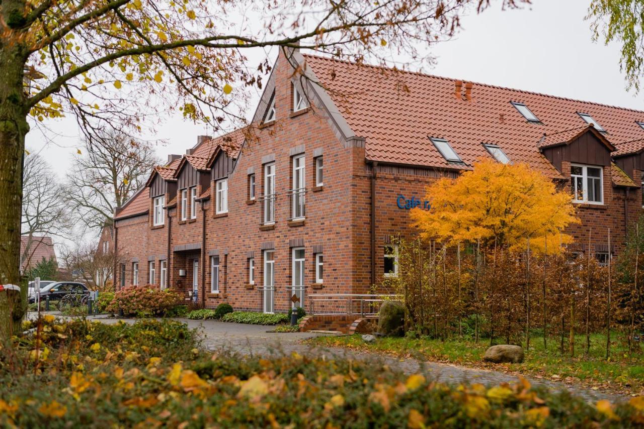 Hotel Am Fischerhafen Ditzum Extérieur photo